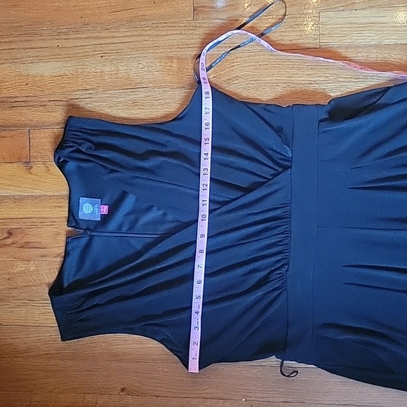 Vince Camuto Women's Jumpsuit - Picture 5 of 9